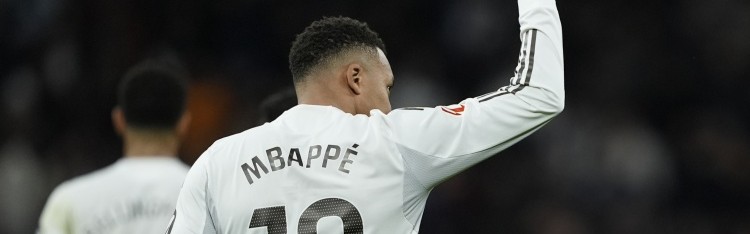 hth-记者：姆巴佩去年12月以来一直受到膝伤困扰，但他带伤坚持出战